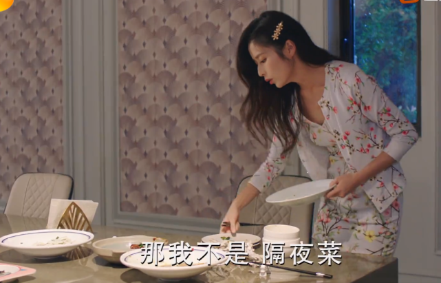 陪你一起长大：4个不同阶层家庭的晚餐，一顿饭看出贫富的差距
