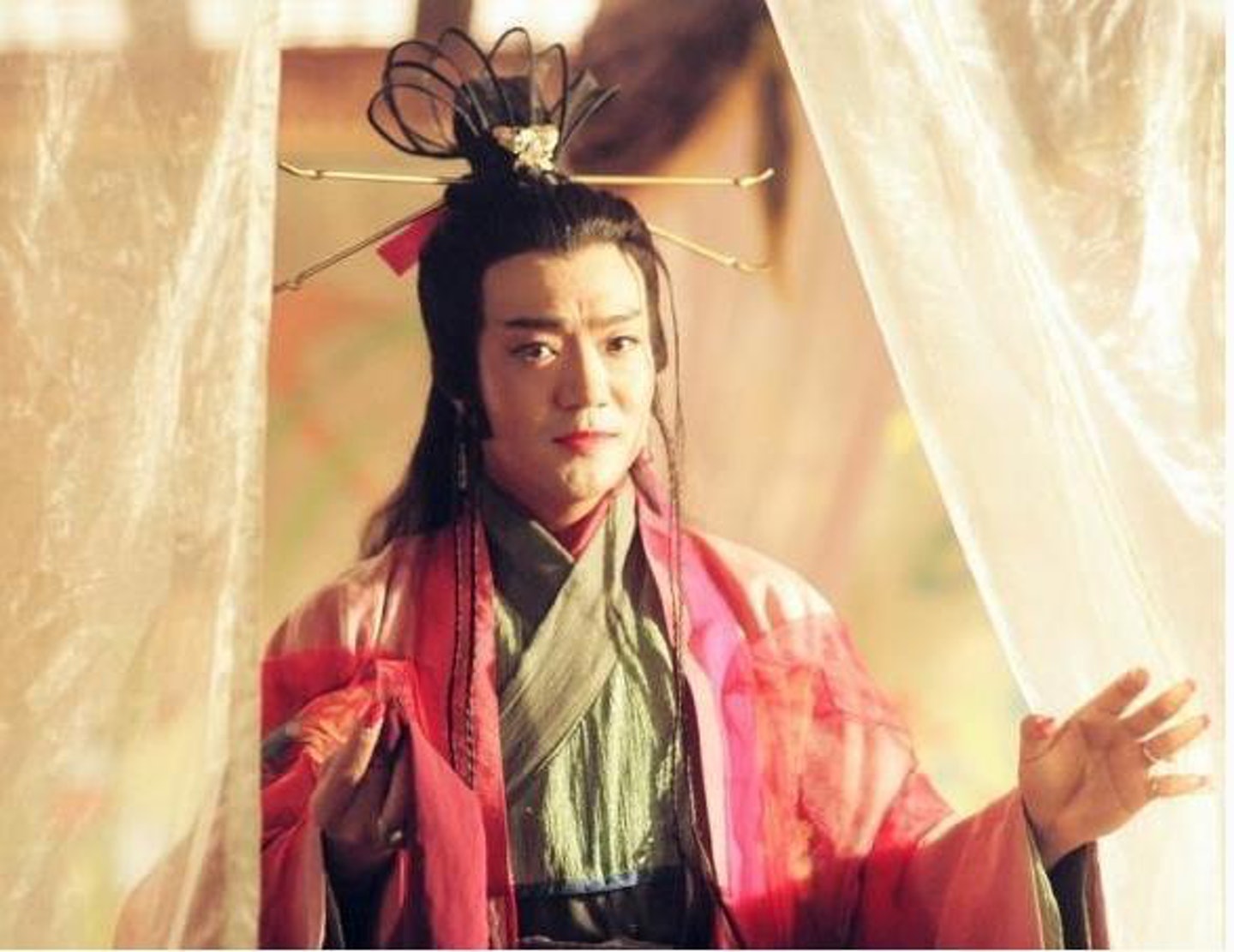 25年過去，《笑傲江湖》演員現(xiàn)狀，有人直播，有人出家，有人離世