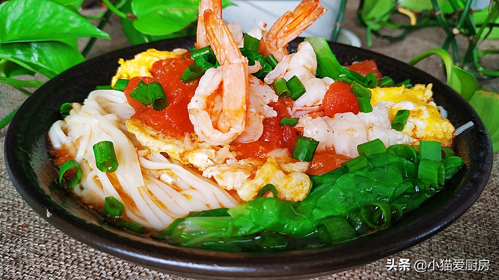 图片[2]-【西红柿虾肉鸡蛋面】做法步骤图 主要是味道鲜美 营养好吃-起舞食谱网