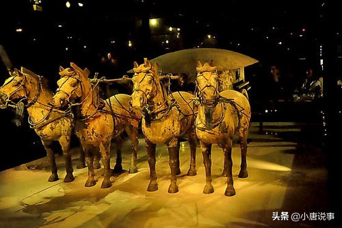 传说古代用“真人烧制兵马俑”一尊破碎的兵马