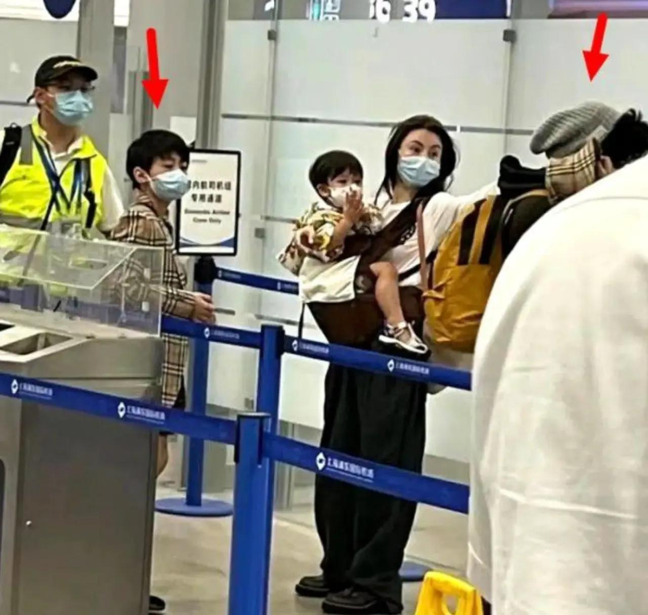 张柏芝晒二儿子视频，11岁小Q又变模样，奶萌帅气颜值不输小鲜肉