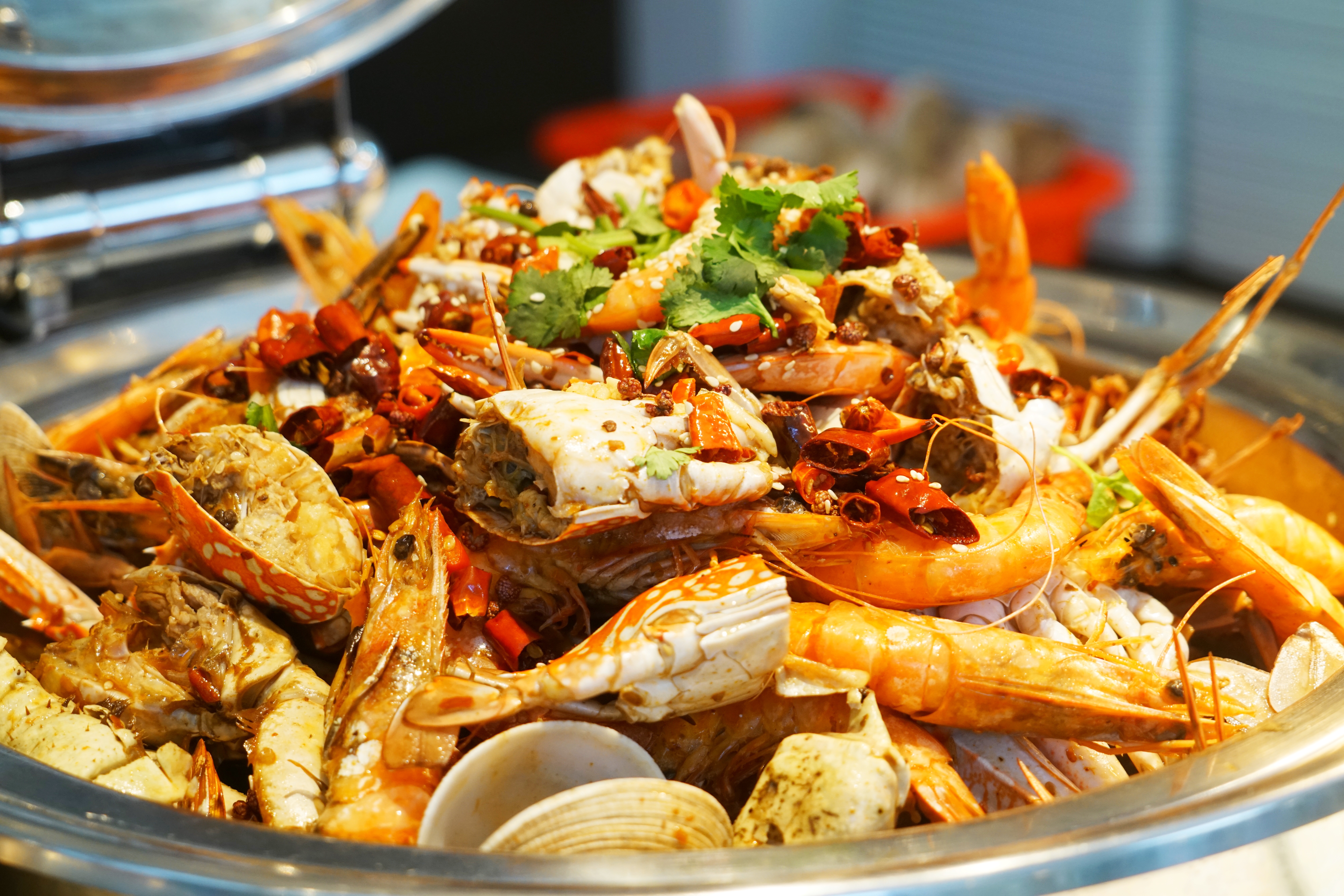 冬天旅行首选目的地，三亚吃喝玩乐全攻略，给你最悠闲的海岛时光