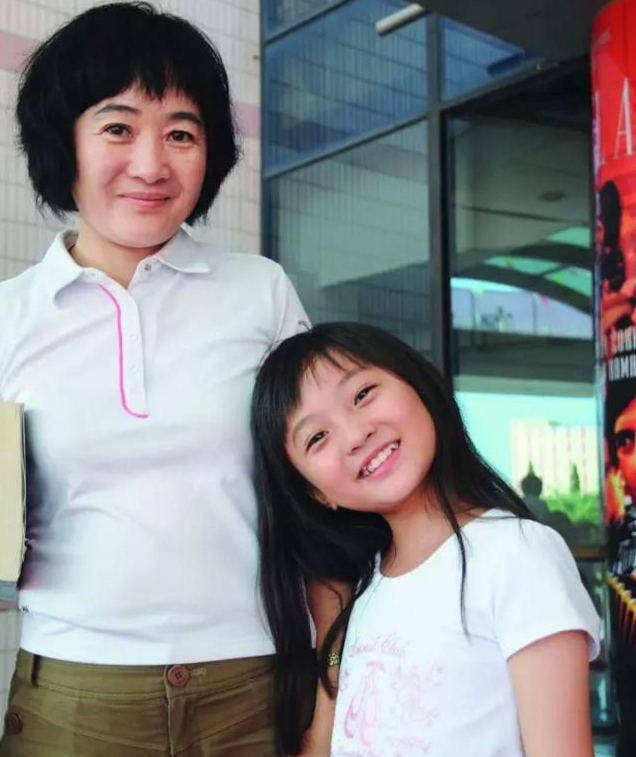 那个被张艺谋看中的“奥运女孩”林妙可，12年过去，活成什么样？