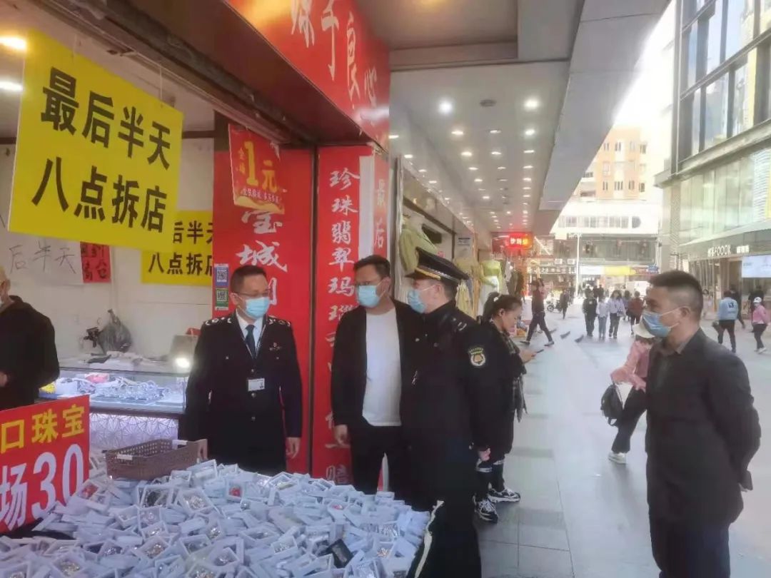 “假拆店真套路”欺骗消费者，市场监管局：我们帮你拆