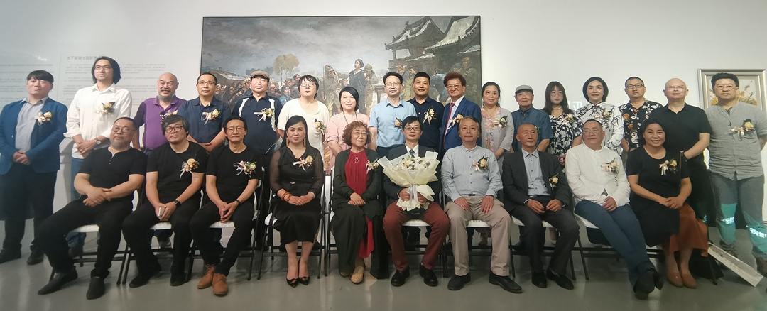 国内学术性展览首创，现实主义和抽象绘画作品在苏州同台亮相
