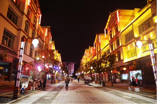 美丽县城建设激活城市夜经济