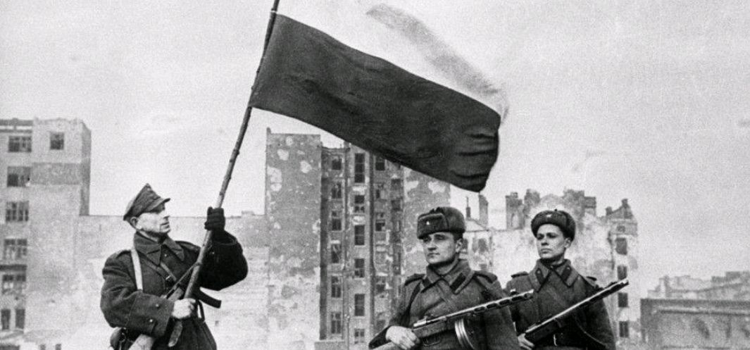 苏联人德国人都是敌人！所谓华沙起义只不过就是愚蠢的提前夺权