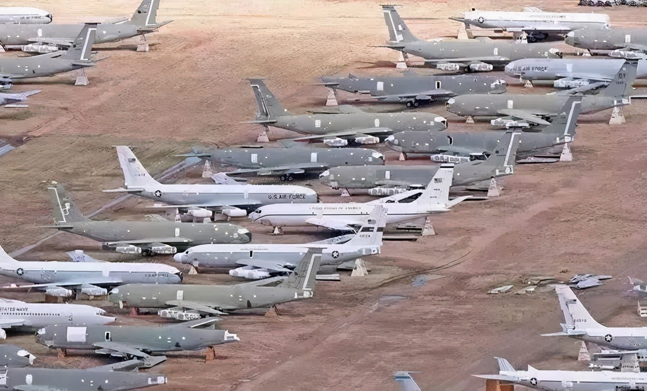 Asia's largest aircraft cemetery is in China?The number of aircraft is  second only to the United States, and a large number of tourists visit -  iNEWS, image size:1280x774