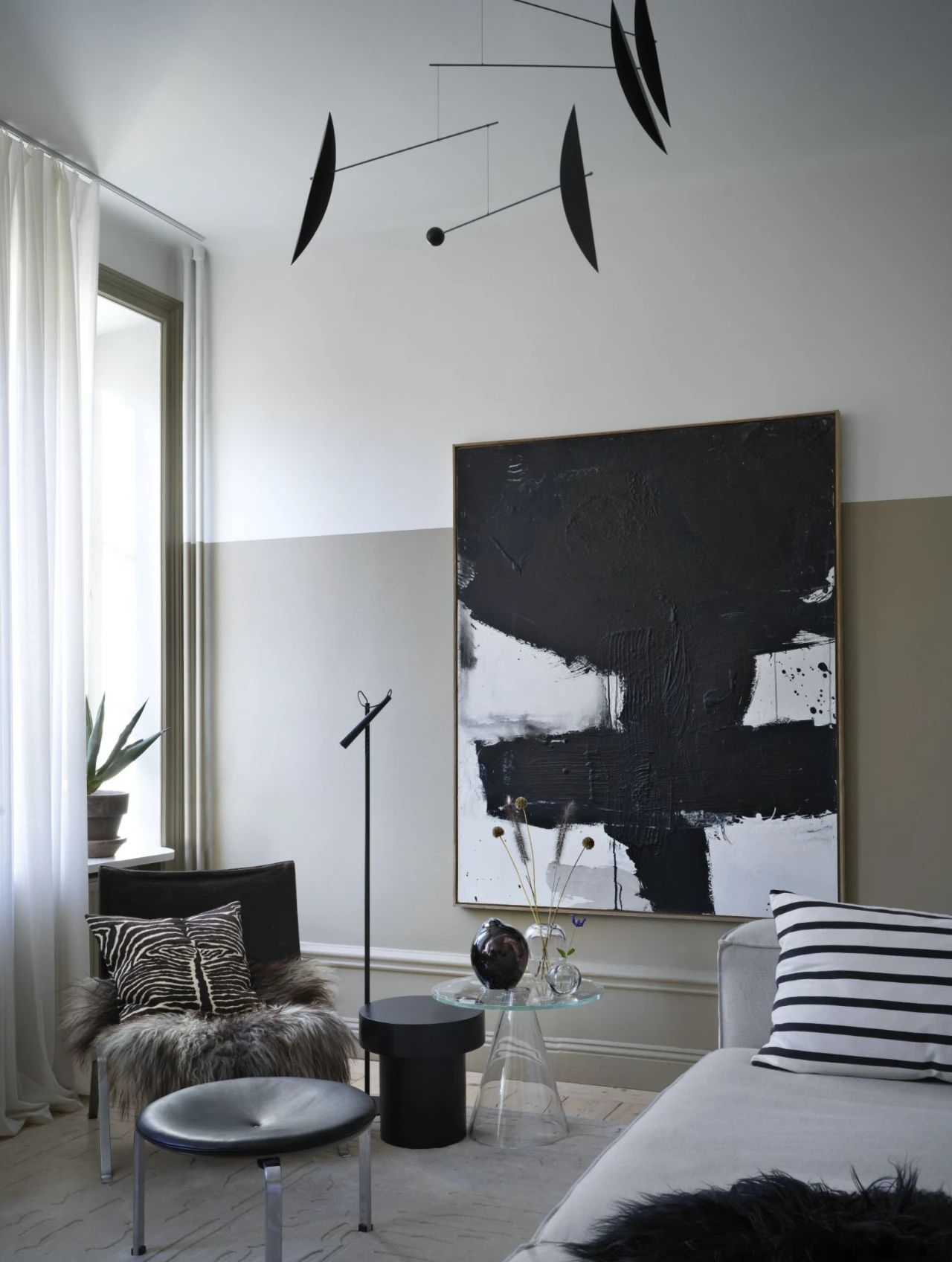 科普 ┃ 墙纸和乳胶漆的对比，新型墙面涂料别瞎用 ┃ 南京装修