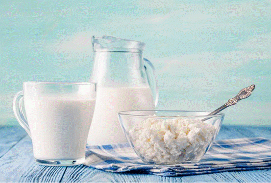 人類本來不適合喝牛奶？ 科學家詳解，乳糖耐受基因改變了人類歷史