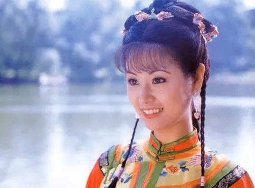 5位“裝嫩”失敗的女星，劉濤周迅勉強接受，63歲演10多歲過分了