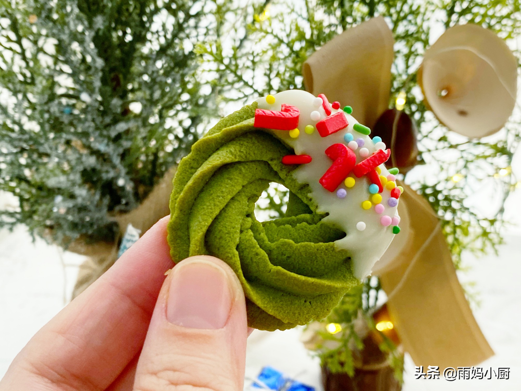 聖誕節快到了，教你做香酥美味高顏值花環曲奇，花紋清晰一學就會