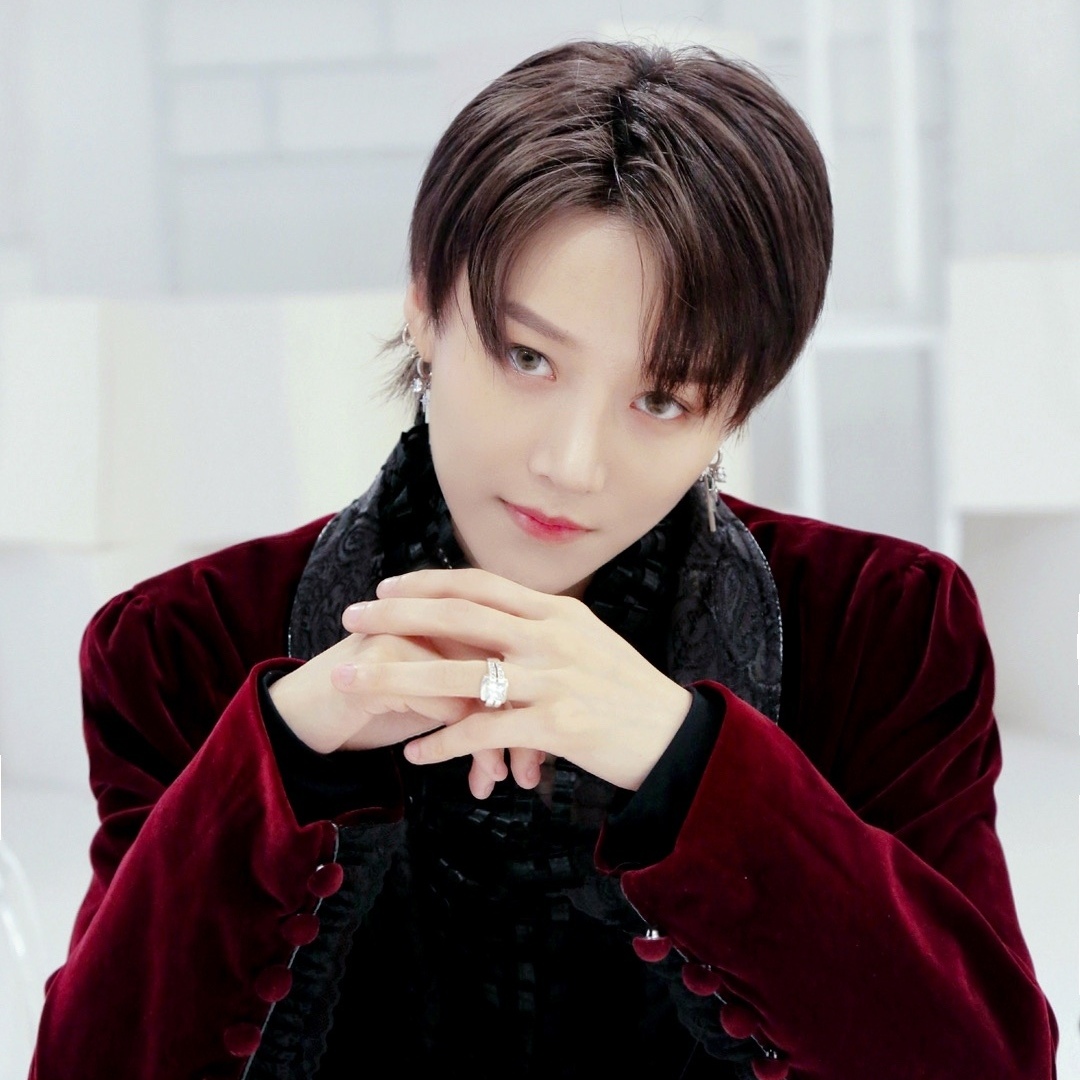 刘雨昕热度高过李佳琦，虞书欣回怼他的口误，