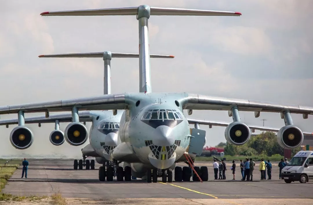 ����Ͷ����װ���ӣ���20�ٴ���һ�Σ���Ͷ�߼���Ϊ����˹�ų���