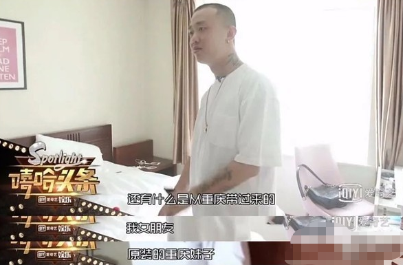 晒出|GAI周延晒出儿子正面照引围观 宝宝手势和名字成亮点