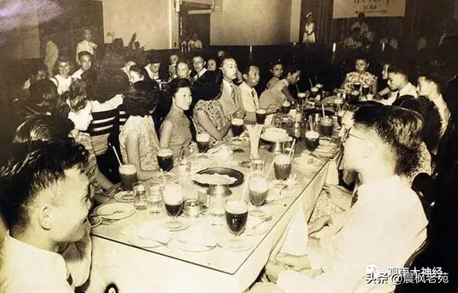 绝望中的抗争,百年前的中国是如何从底层里翻盘的