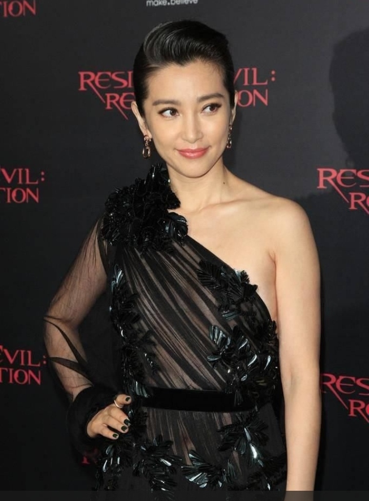 Sexy goddess Li Bingbing iMedia