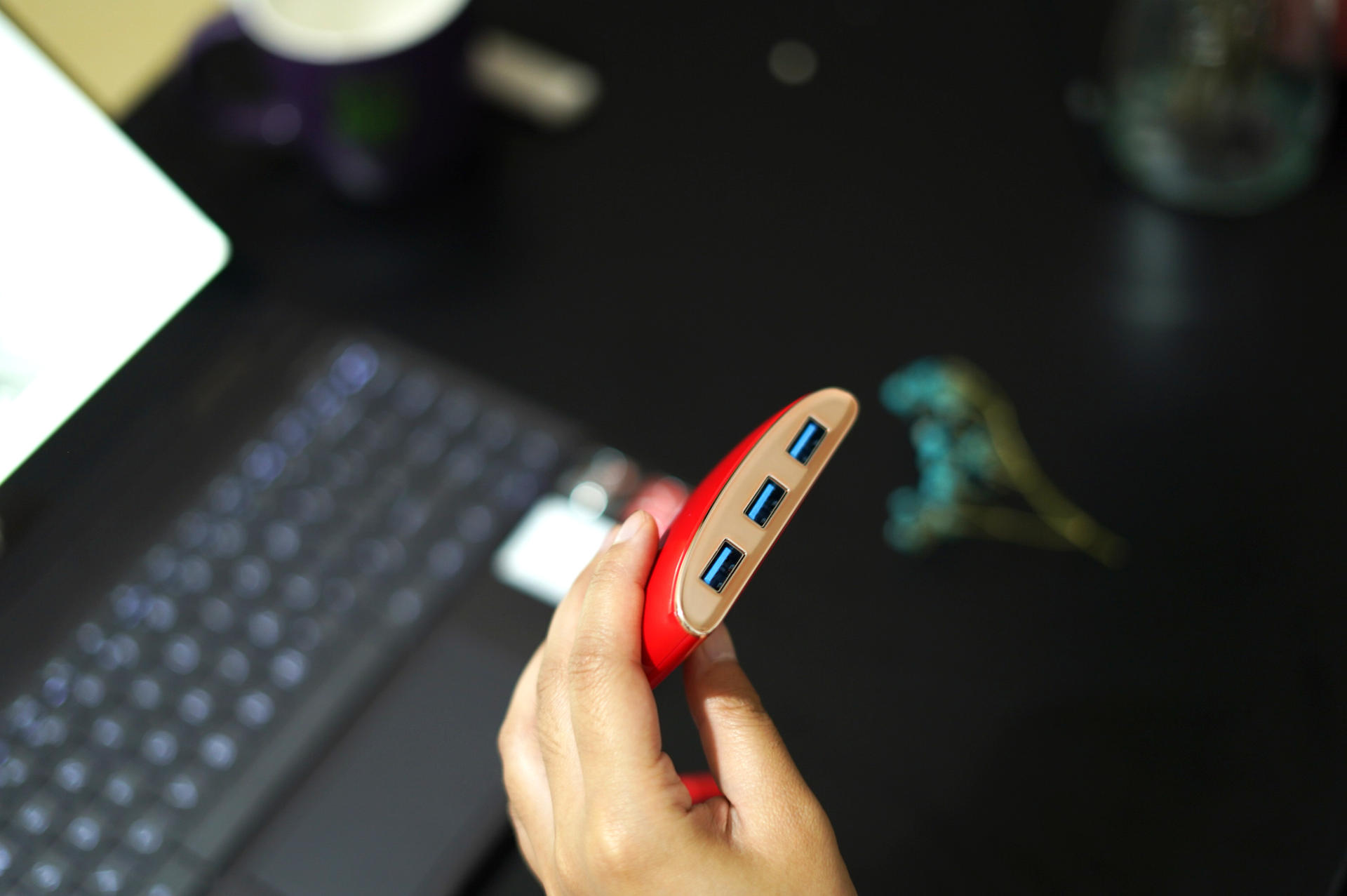 专属女孩的个性拓展坞你见过没？aigo国民好物扩展坞己悦H5S来了