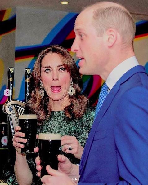 凯特王妃气质超强，1700白衫穿出1万7高奢感，金