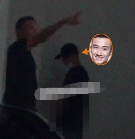 文章新恋情曝光!开百万豪车带女方出街,当众