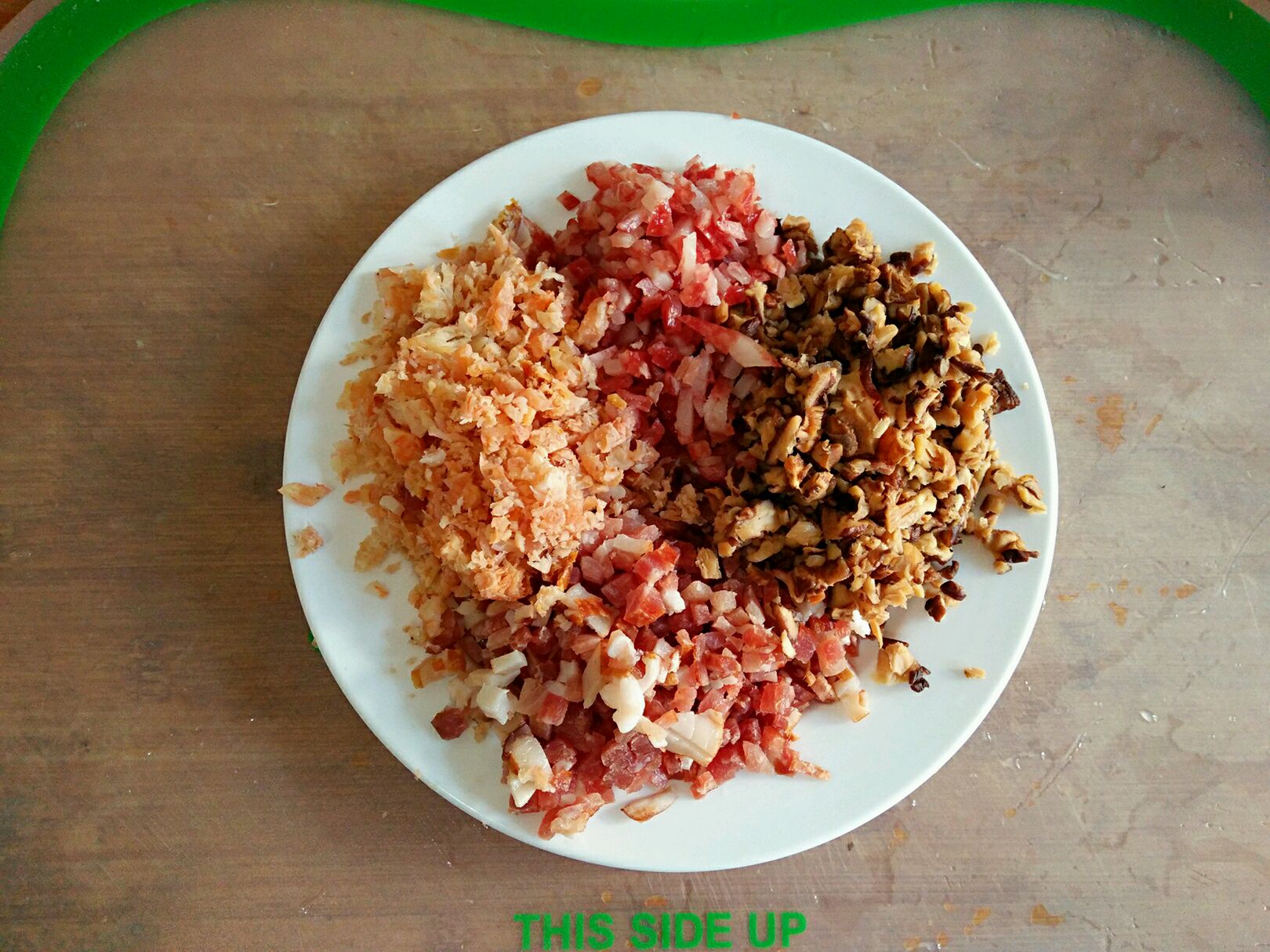 廣式蘿蔔糕，鹹甜軟糯、美味營養高，做法簡單，分分鐘就能學會