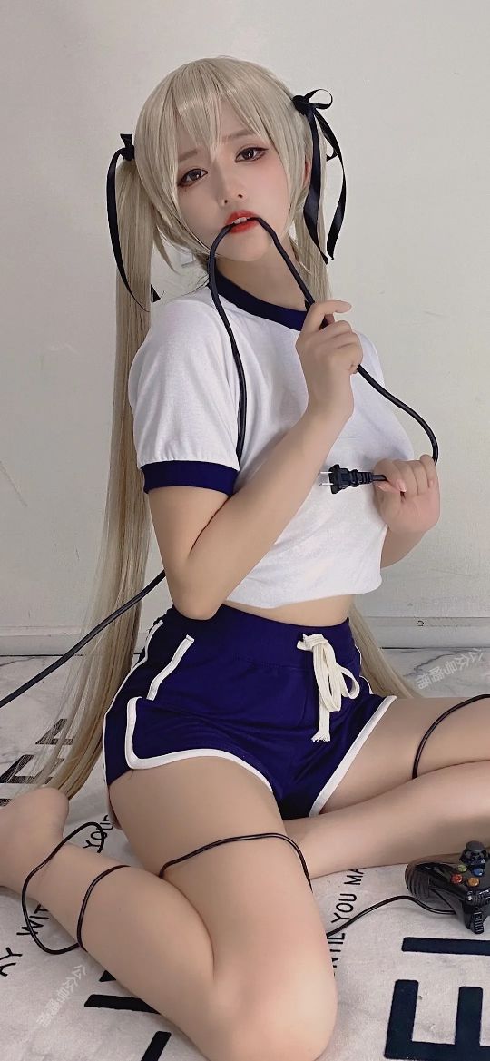 海量高清绝色佳人性感美女写真壁纸图集图片