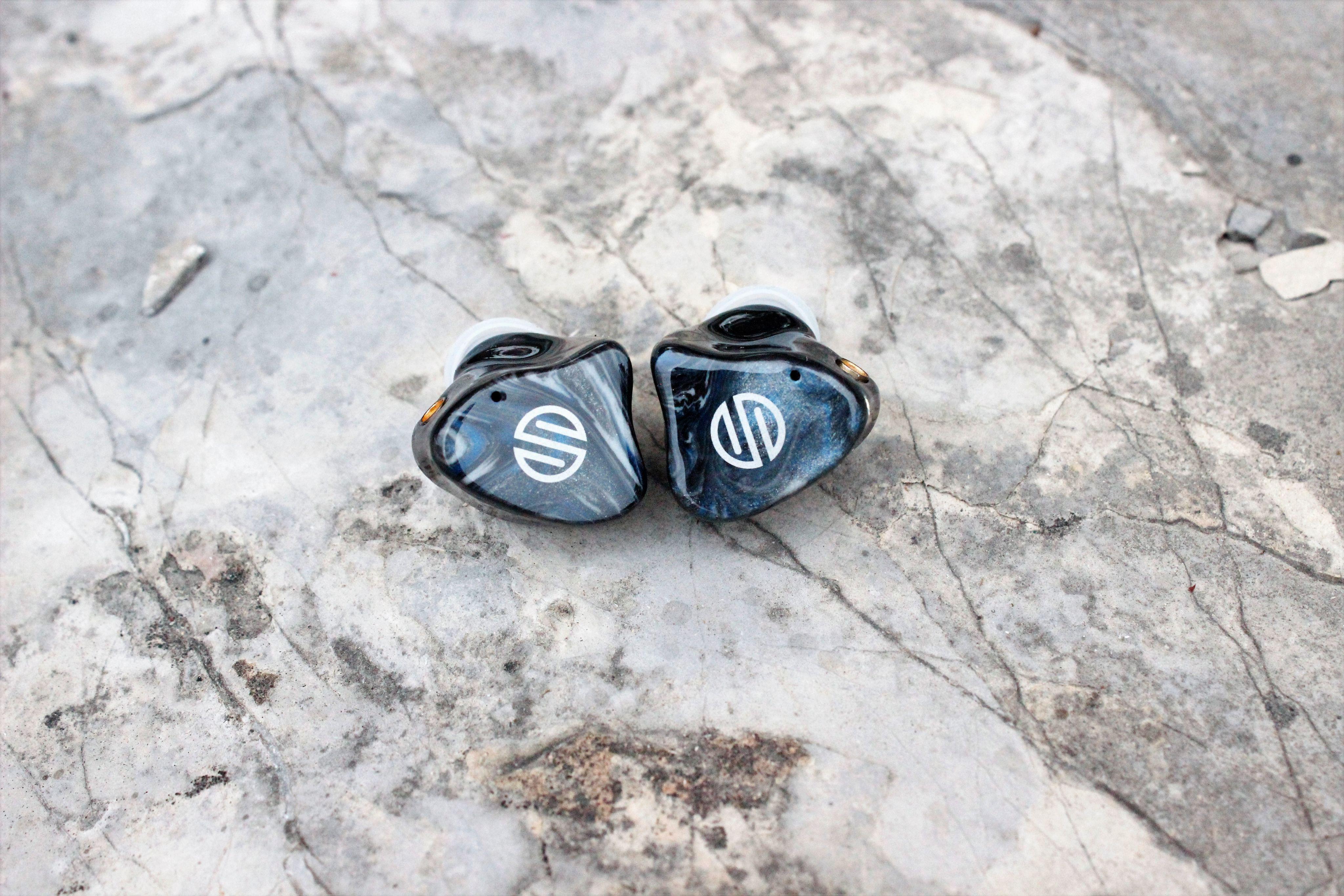 1+1>2?BGVP Q2s告诉你圈铁结合的耳机有多强