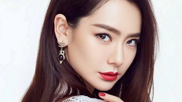 娱乐圈曾被誉为“梦中情人”的女明星都有谁？