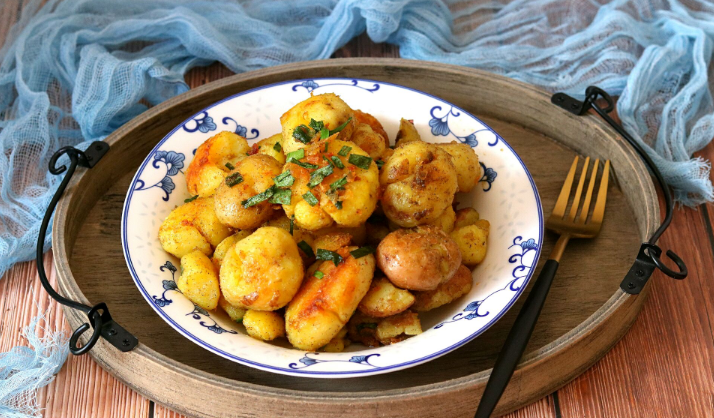 土豆最上癮的吃法，簡單易學，比肉還要香，上桌遭瘋搶