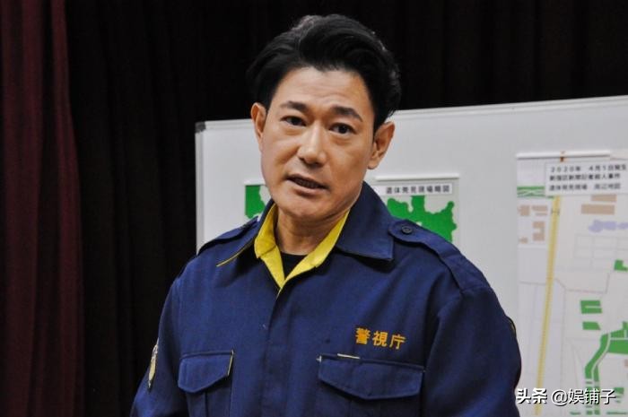 31岁的谢孟伟仍是那个耿直的“嘎子”，但情商低的缺点却暴露无遗