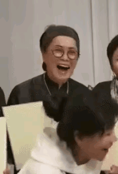 毛阿敏暴瘦苍老近照流出，眼窝深陷素颜难掩沧桑