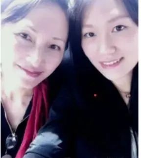 1994年，王朔老婆面对徐静蕾逼宫：你把他让给我吧，是怎么做的？