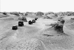 我去东边找水井：彭加木和新疆罗布泊的谜团这种说法比较靠谱