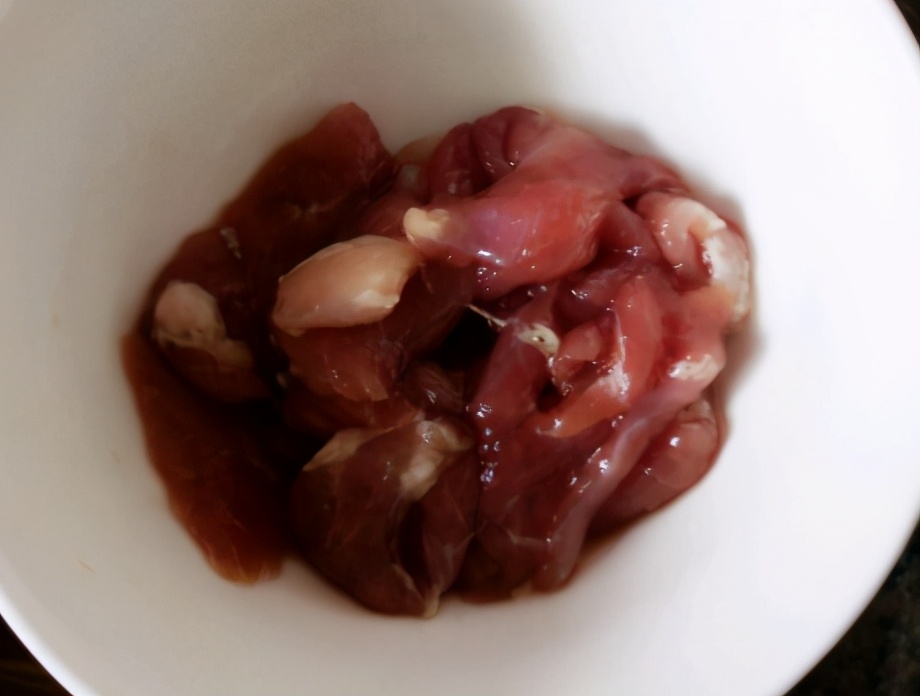 图片[3]-荷兰豆炒肉的做法步骤图 孩子吃长身体-起舞食谱网