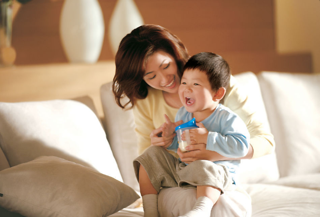 爸爸对孩子的颜值影响有多大？看到贾静雯三个女儿，你就明白了