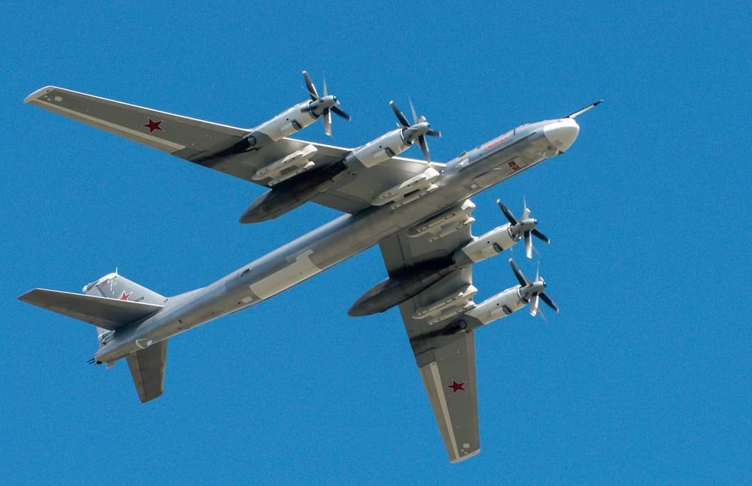 俄2招警告美军：在美国家门口部署米格31，将S300对准日本