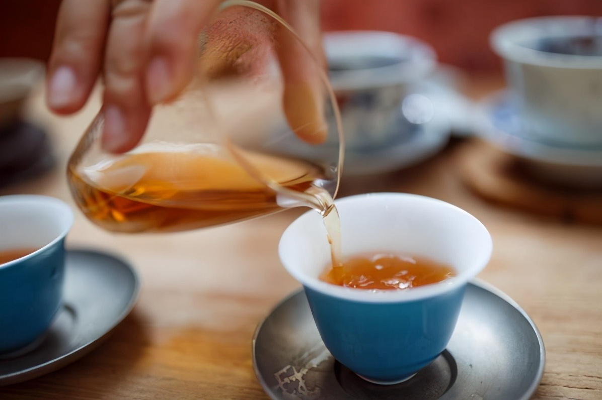 腸胃不好的人應該怎麼調理呢？ 可以試著喝這幾類茶，助你改善腸胃