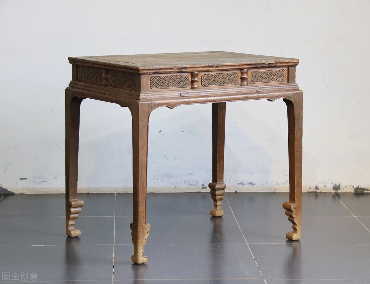 春天的新鮮野味、荒年的救命食糧、傳世的家具材料：榆樹