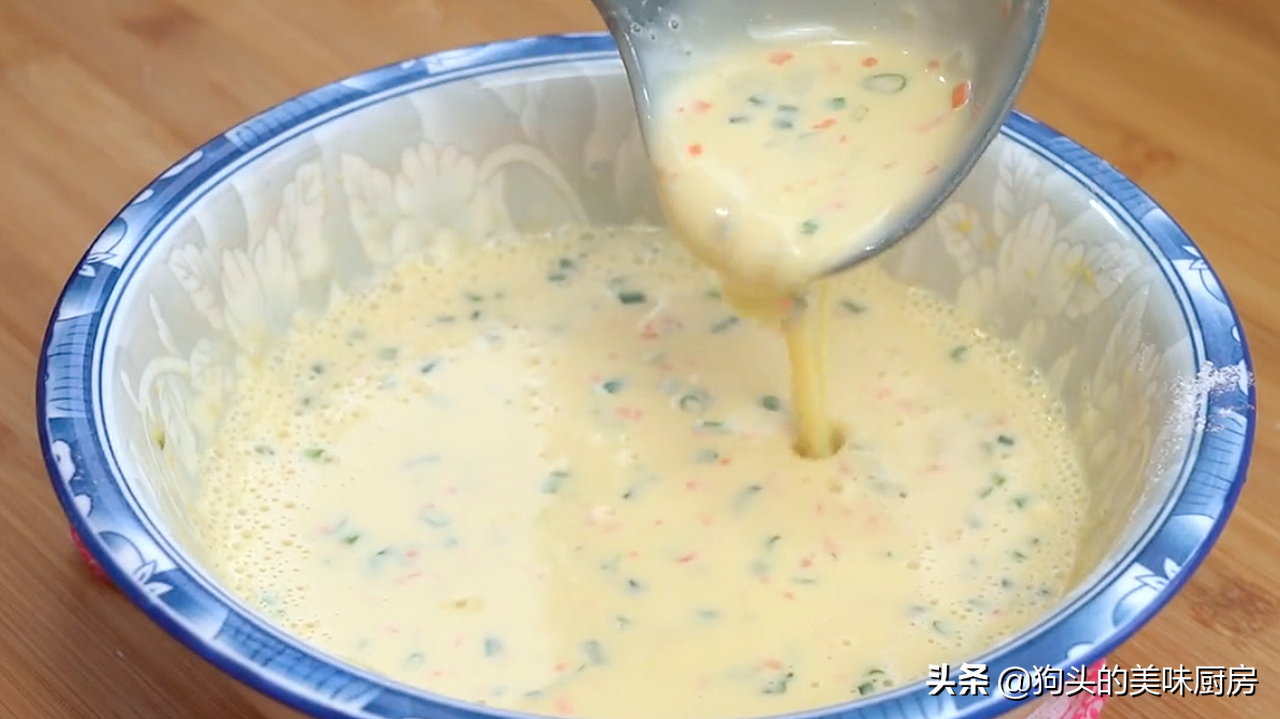 這樣給孩子做早餐，不加一滴水，手不沾面就能做，柔軟又筋道