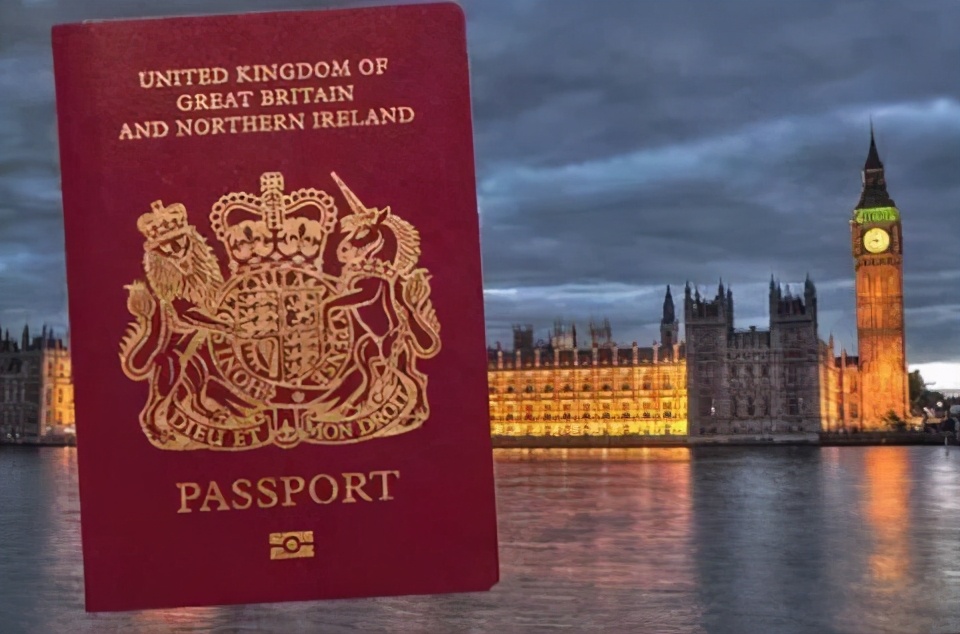 申请BNO护照移民英国，少数港人错误选择必然付上代价，悔不当初