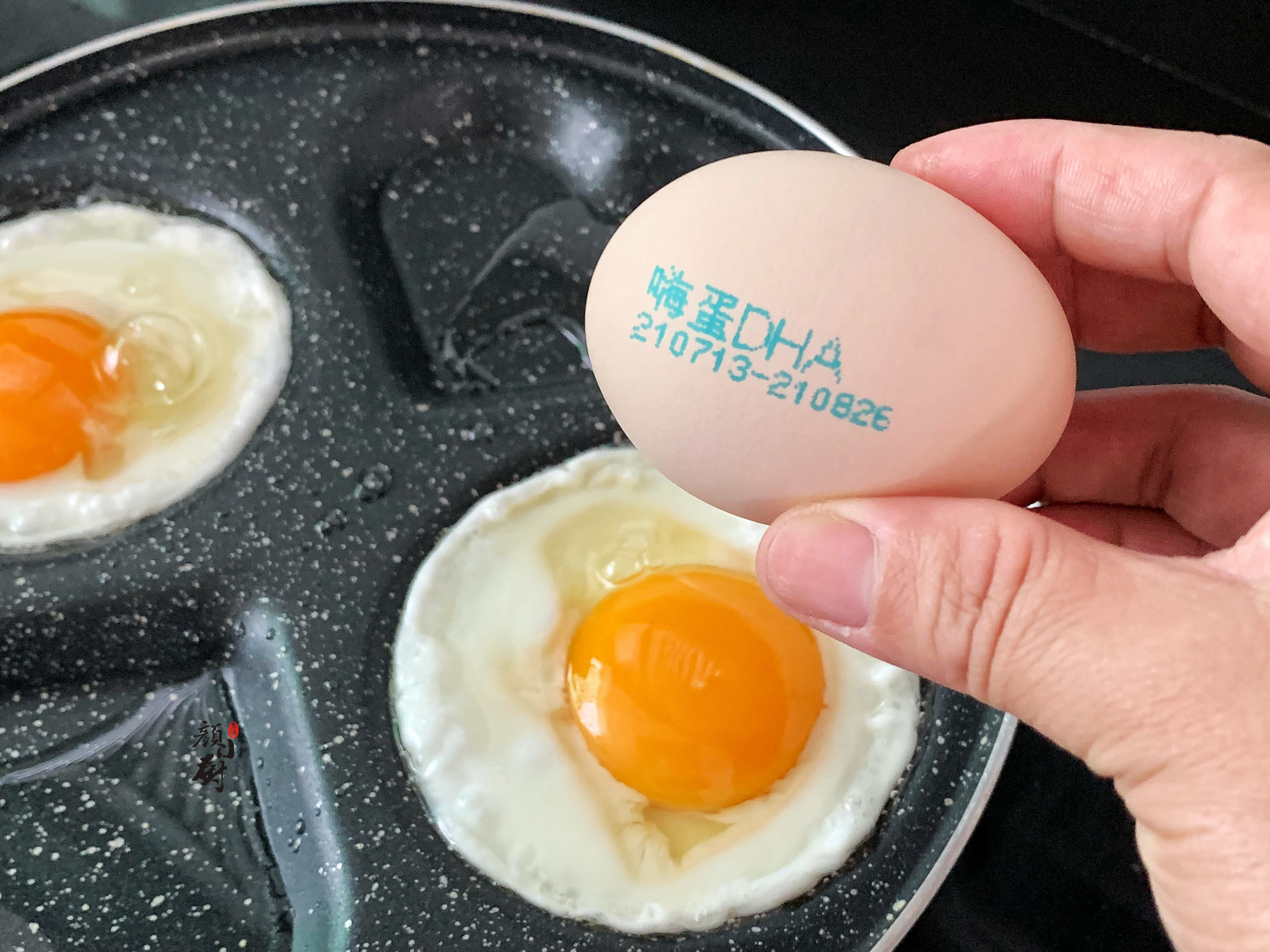 豆腐别再炖着吃了，教你懒人吃法，简单一拌，好吃到停不下来