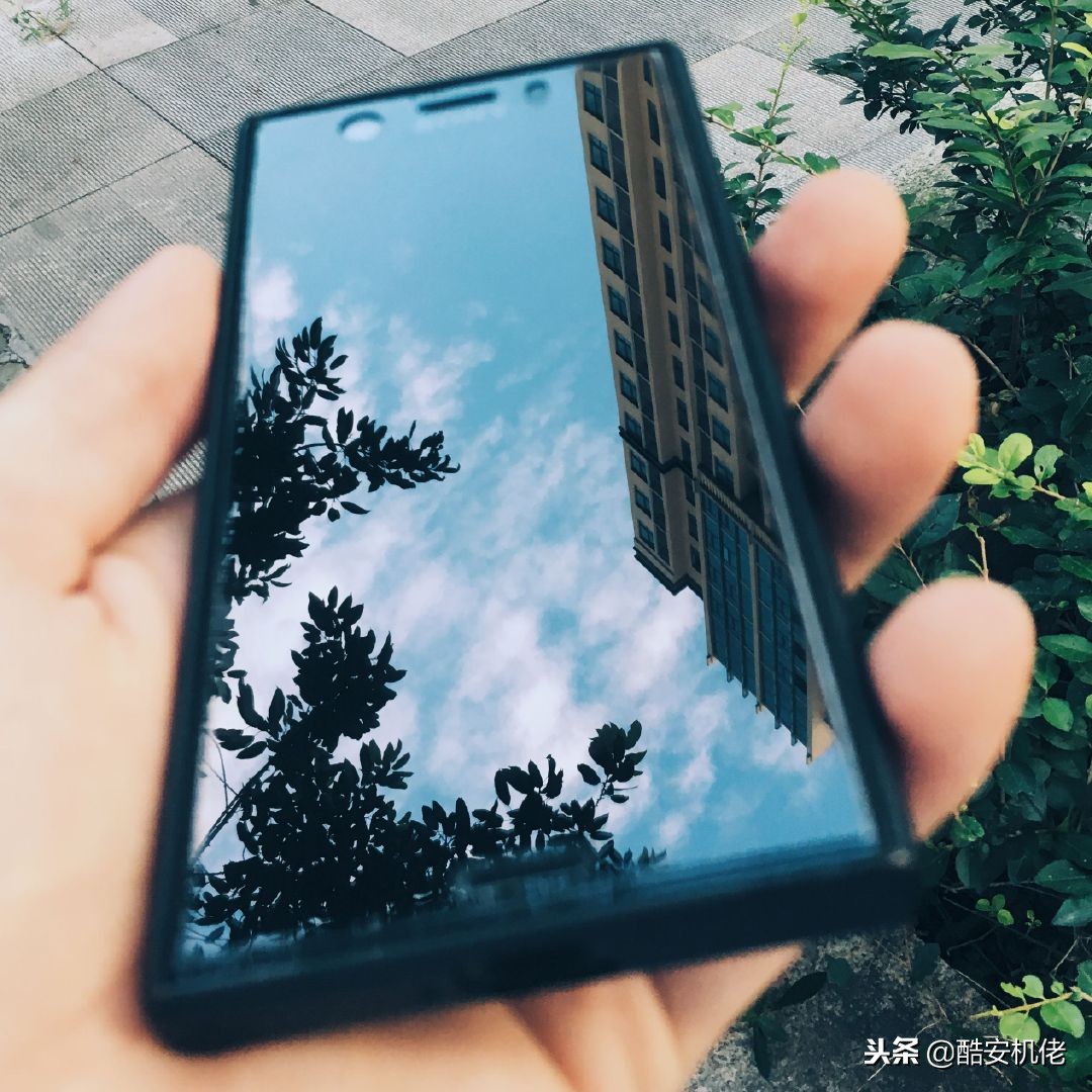 对大法的最后执念——索尼 XZ1 Compact 体验