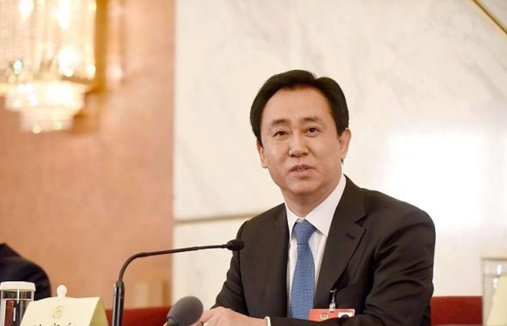 90后包租婆坐拥400栋楼月赚2.4亿？还是看看许家印