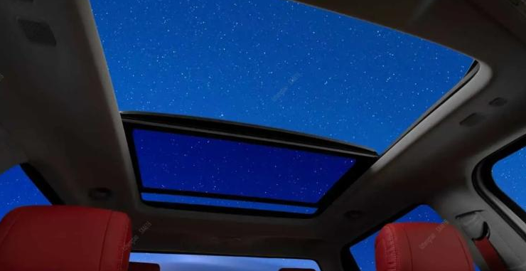 路特斯EMIRA中国预售提前至8月；奔驰发布全新 SL内饰图