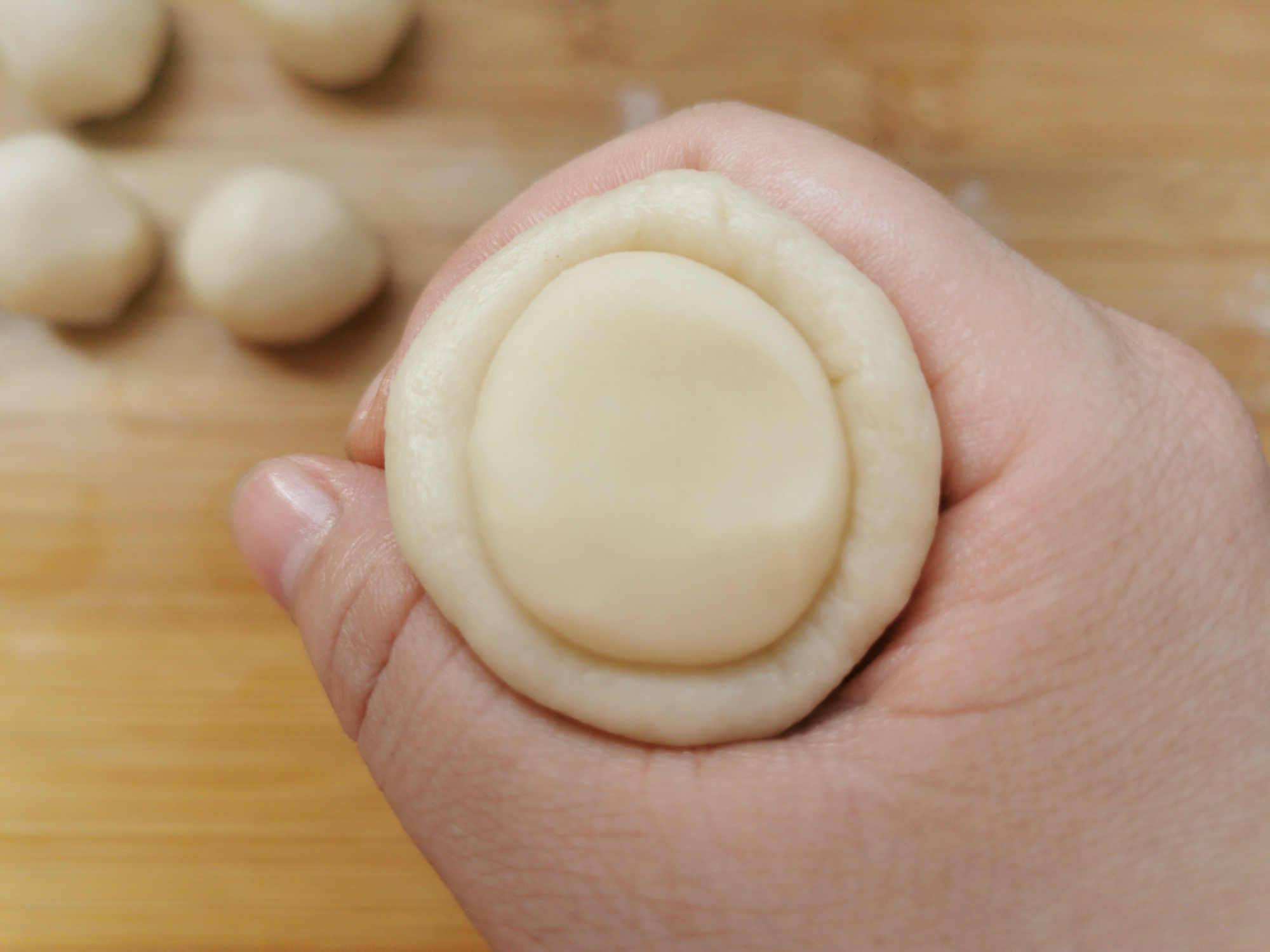 老婆饼里为啥没老婆？分享老婆饼做法，外酥里糯，咬一口直掉渣