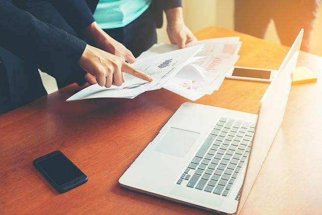 SEO 网站优化的步骤和技巧有哪些：
