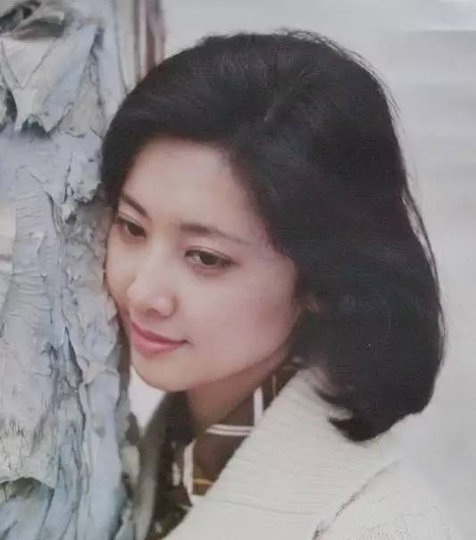 “女兒國王”朱琳的紅塵癡戀