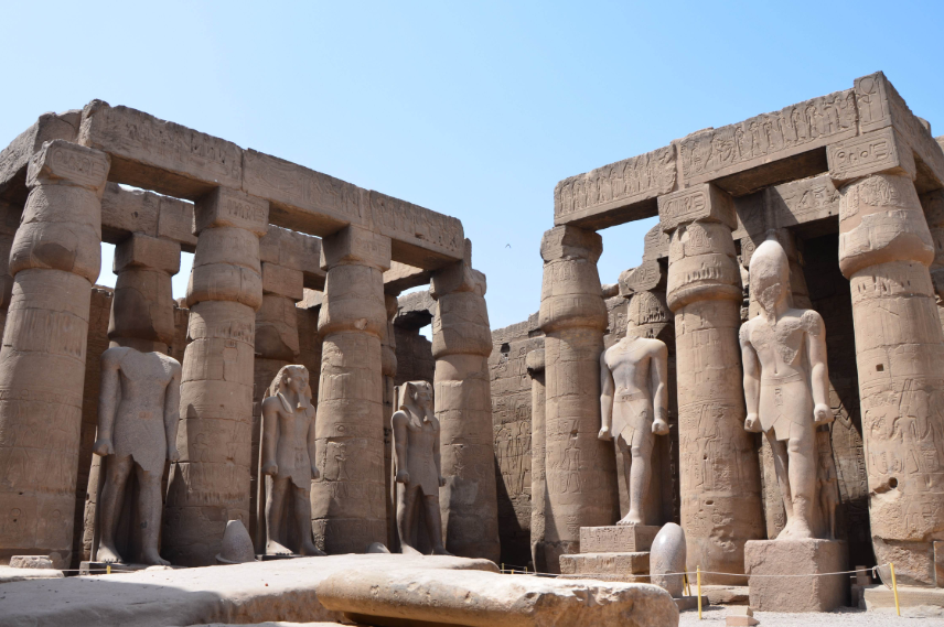 中国一举拿下千亿项目，西方国家请求被拒，埃