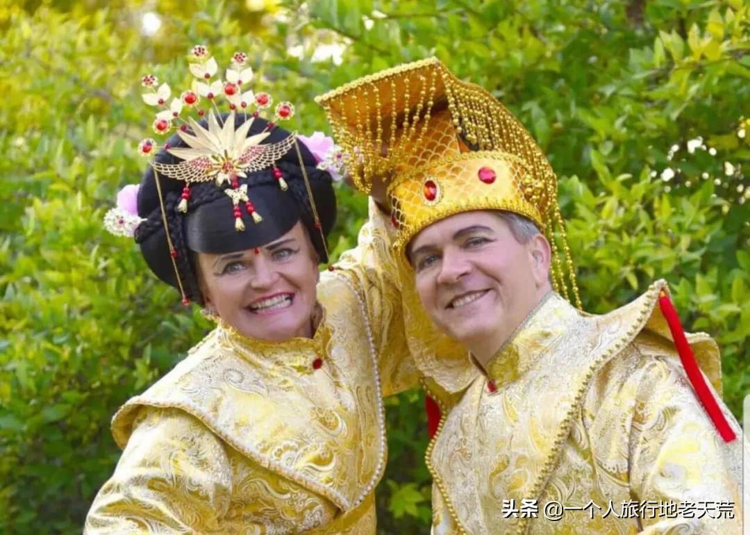 欧洲有个神奇小镇，官方语言是中文却没有1个华人，春节堪比中国