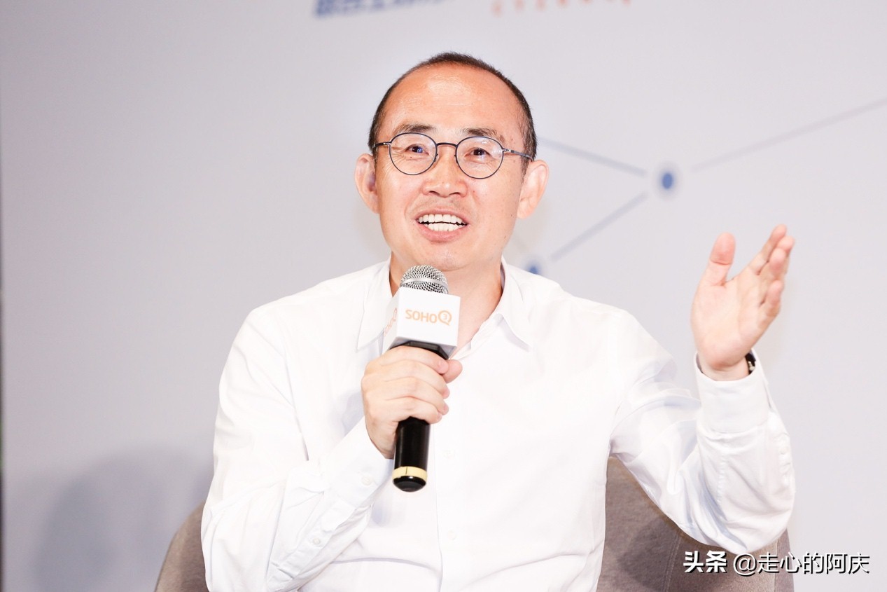 在国内捞金16亿，却捐哈佛6个亿的那个潘石屹，终于还是跑路了